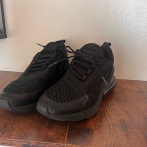 Nike Air Max 270